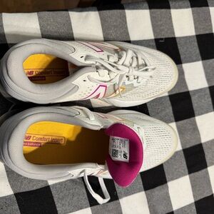 New Balance Women's White and Pink Sneakers